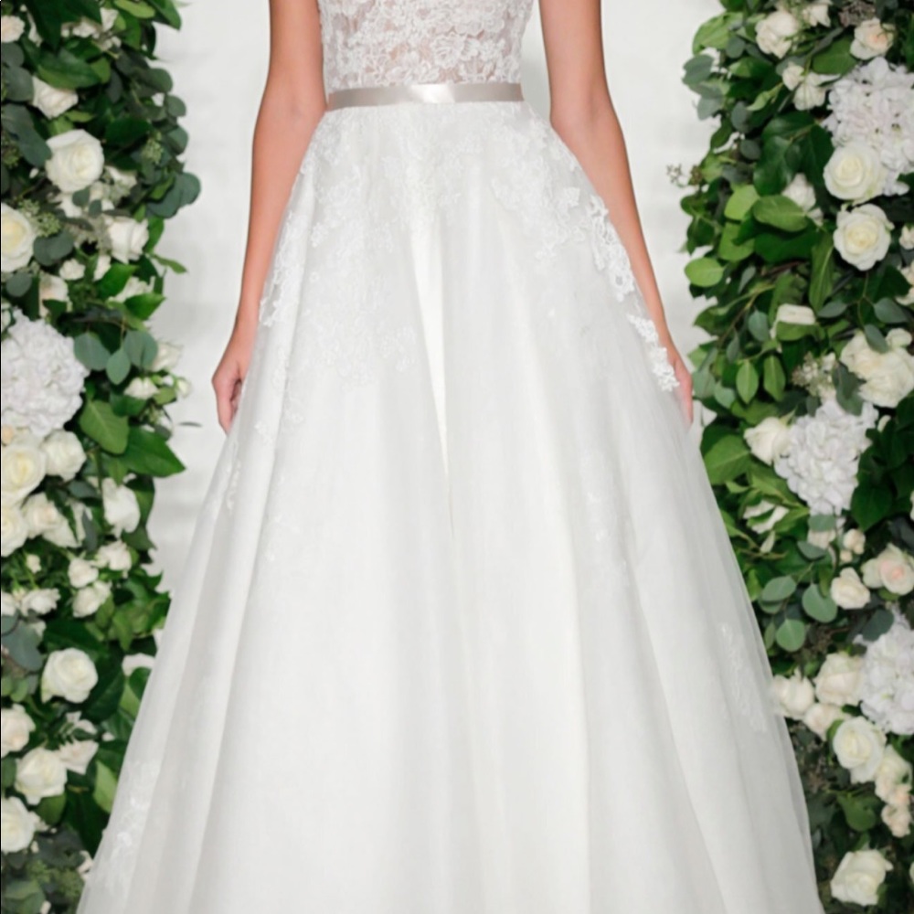 Anne Barge Cadogan Wedding Dress